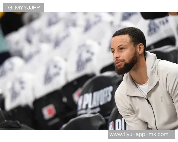 库里尽管仍穿安德玛却有能力与任何品牌签约展现个人价值 库里尽管仍穿安德玛却有能力与任何品牌签约展现个人价值